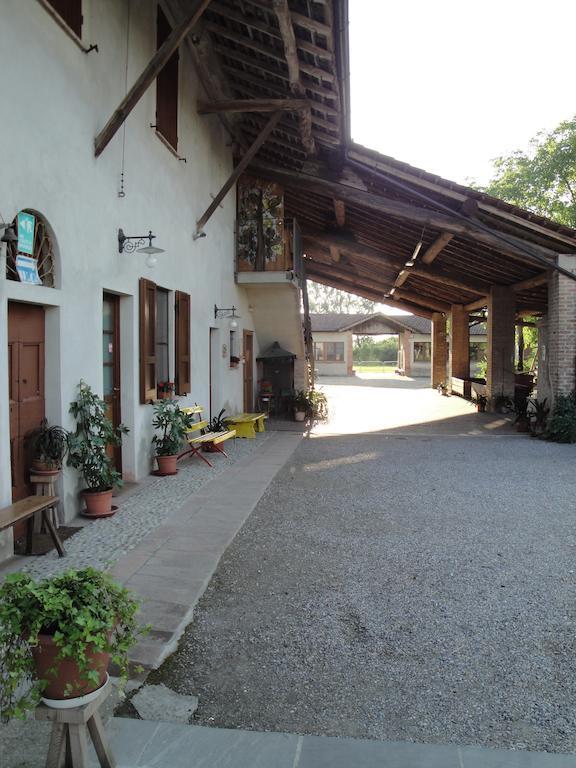 Agriturismo Santa Maria Bressanoro Castelleone Экстерьер фото