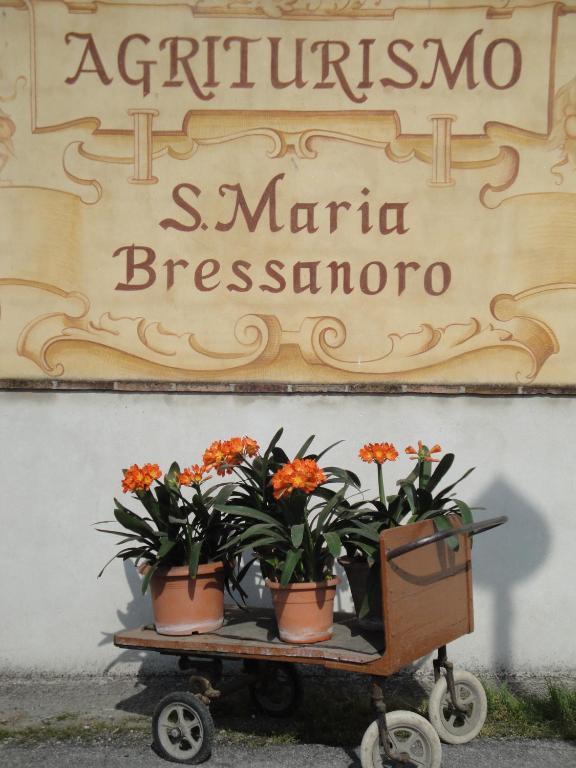 Agriturismo Santa Maria Bressanoro Castelleone Экстерьер фото